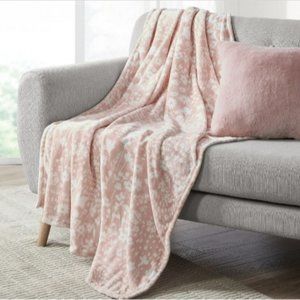 ⭐ SPRING THROW BLANKET Light Pink/Peach Floral 50” X 60” Velvet Plush New